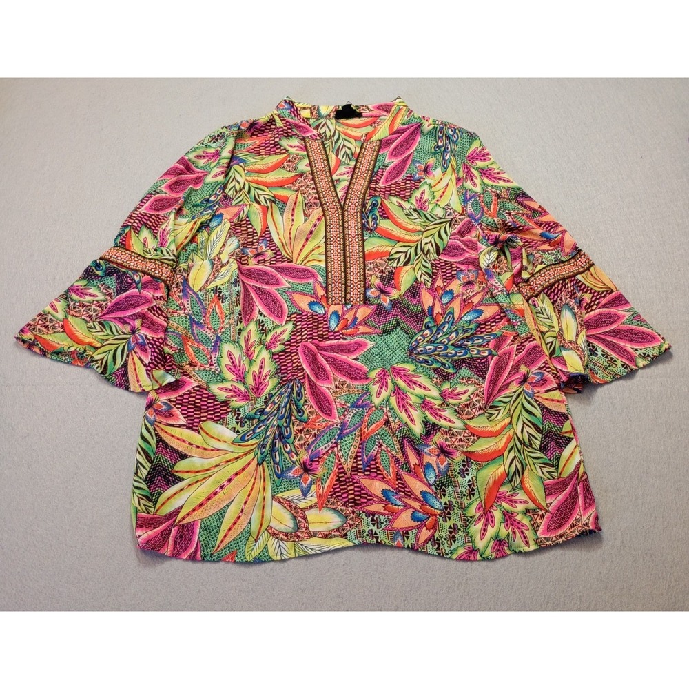 Macy's Tacera‎ Women's M Summer Beach Party Boho 70's 3/4 Flare Neon Floral